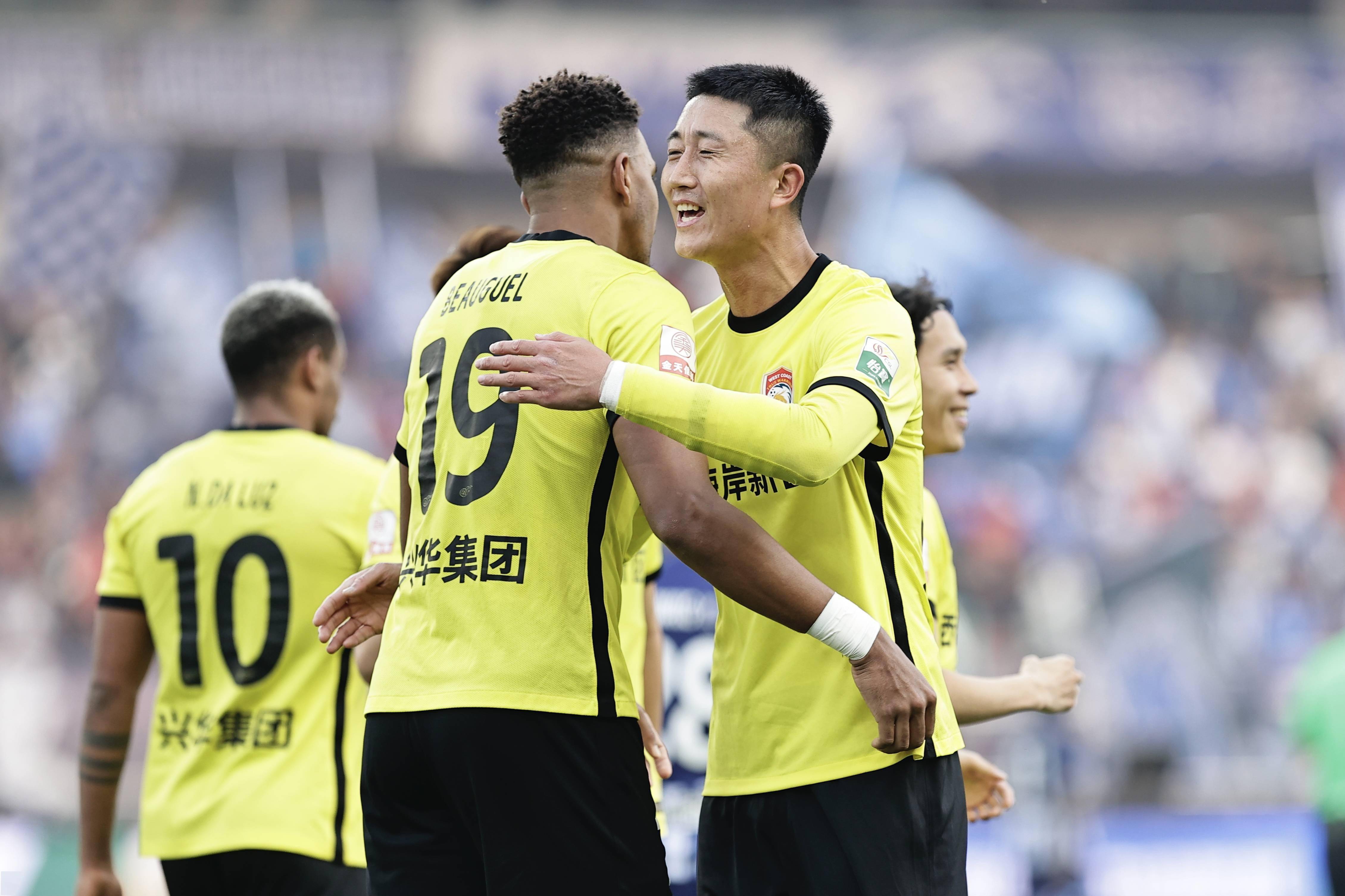 中东球队惊艳表现，力压对手晋级