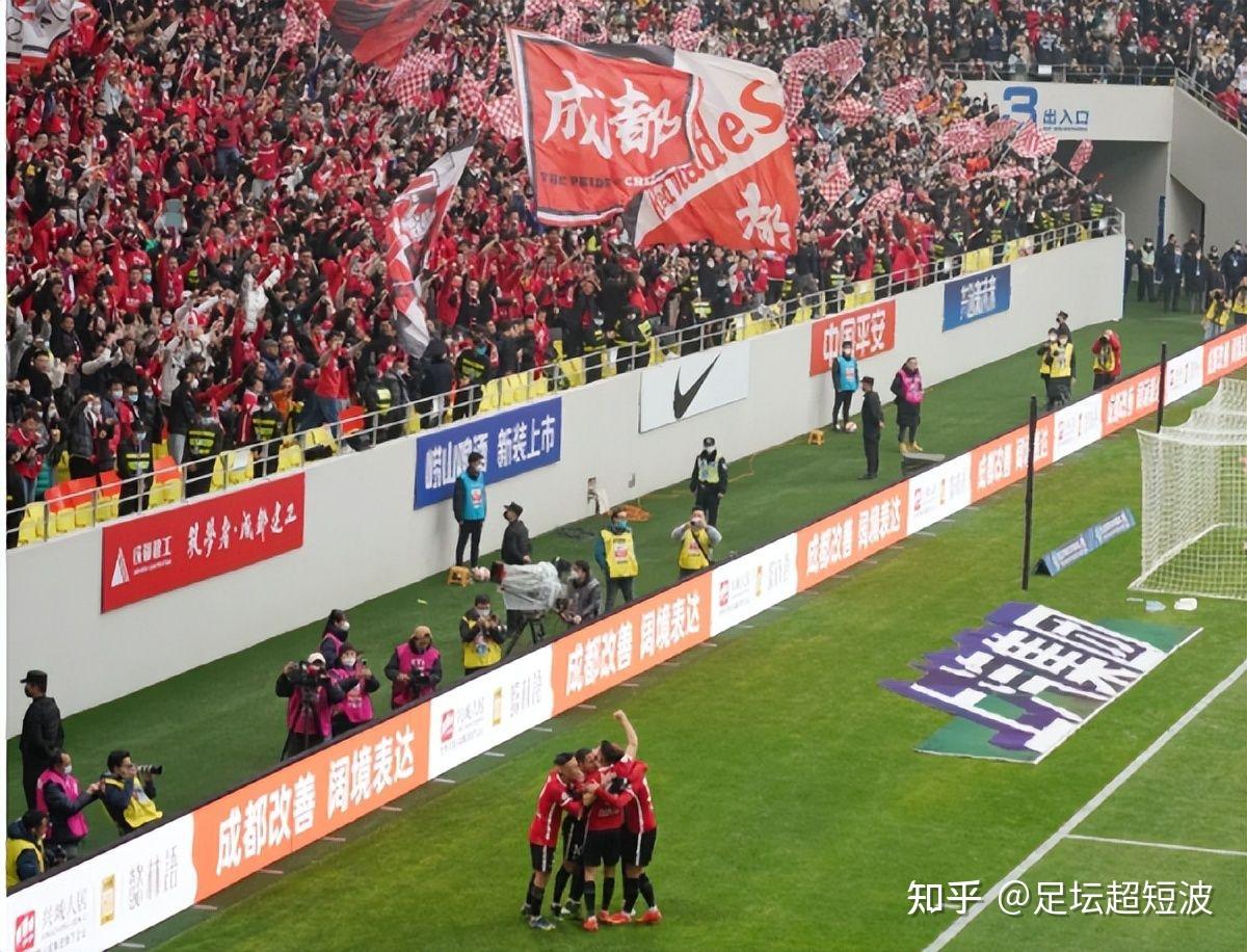 包含成都凤凰冲刺国际足球赛,展示实力的词条 包含成都凤凰冲刺国际足球赛,展示实力的词条