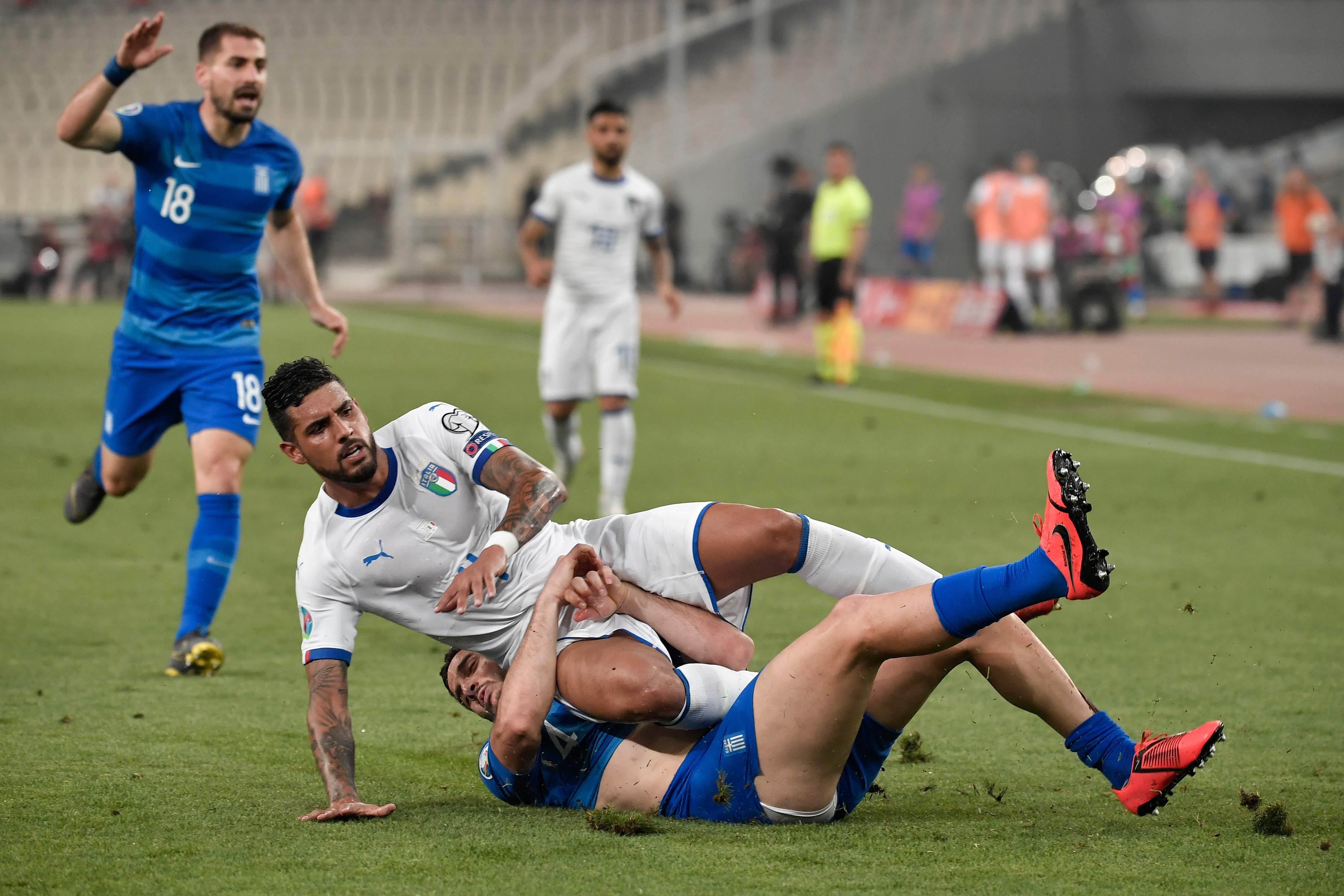 爱游戏官方-意大利国家队击败对手，晋级年欧洲足球锦标赛的简单介绍