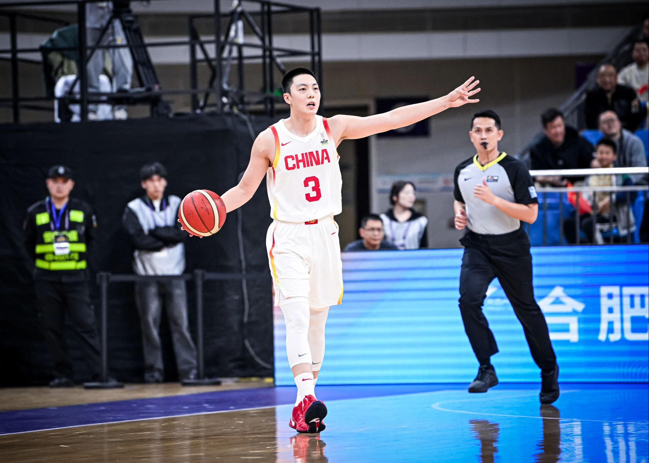 包含中国男篮刷新历史纪录,战无不胜的词条 包含中国男篮刷新历史纪录,战无不胜的词条