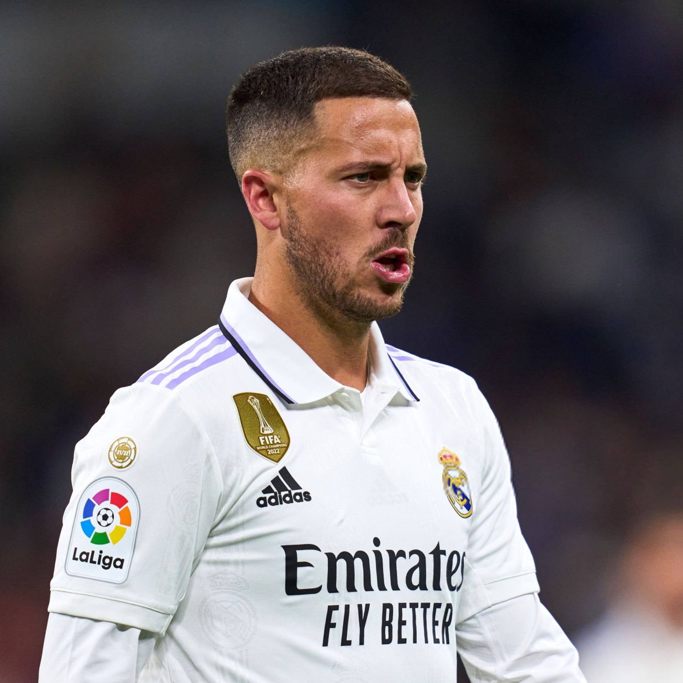 关于阿扎尔带伤出战，切尔西复仇之战备受关注的信息