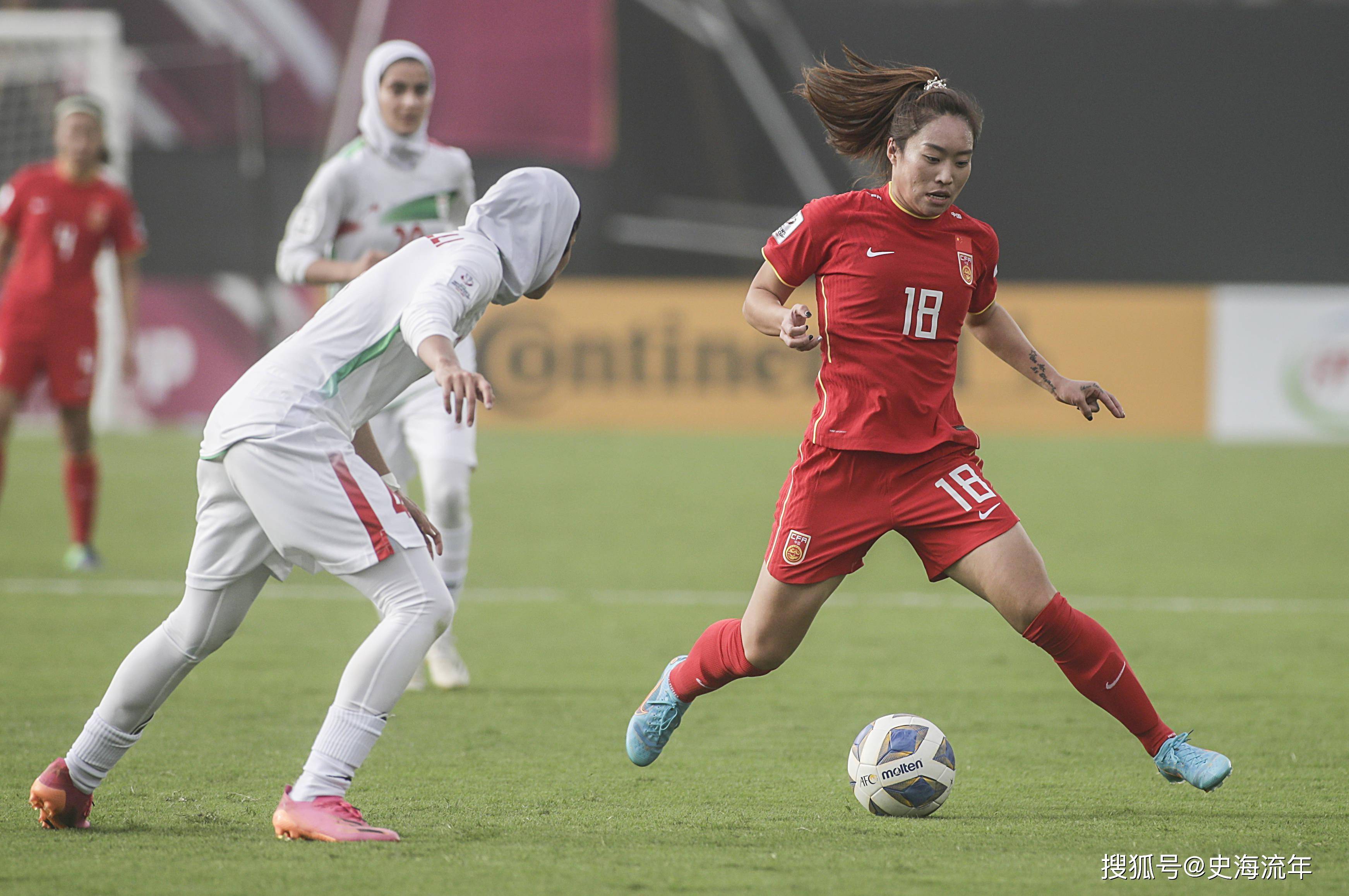 包含世界级女足选手展现专业运动水平的词条 包含世界级女足选手展现专业运动水平的词条