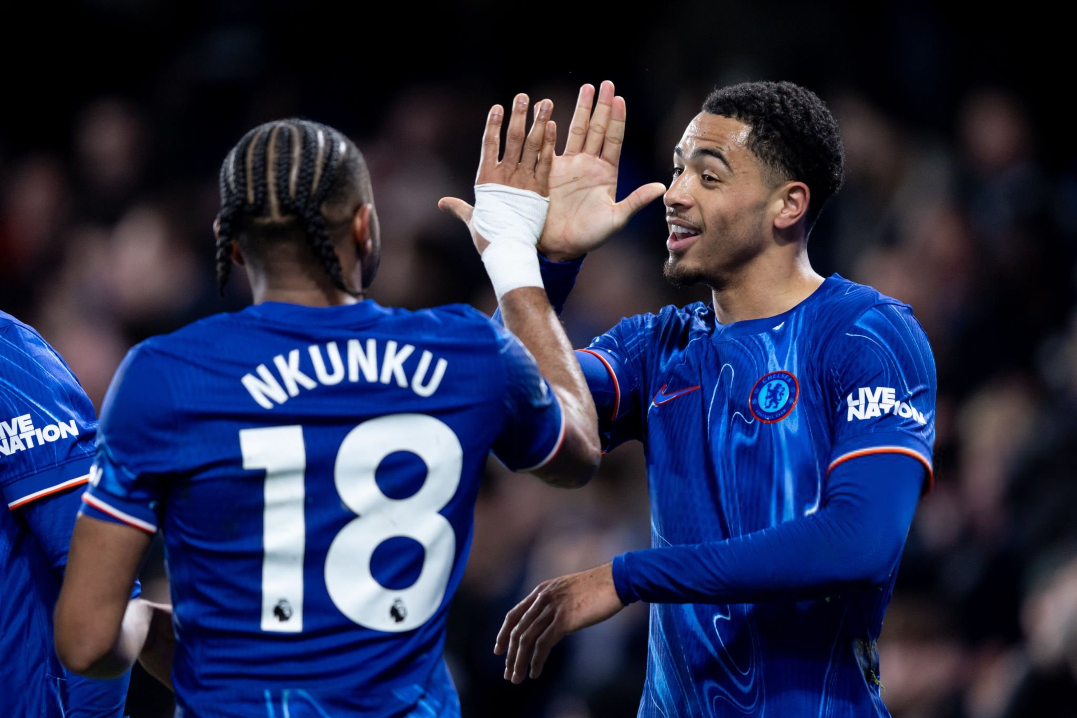 爱游戏在线-切尔西新秀频繁进球，成为球队核心