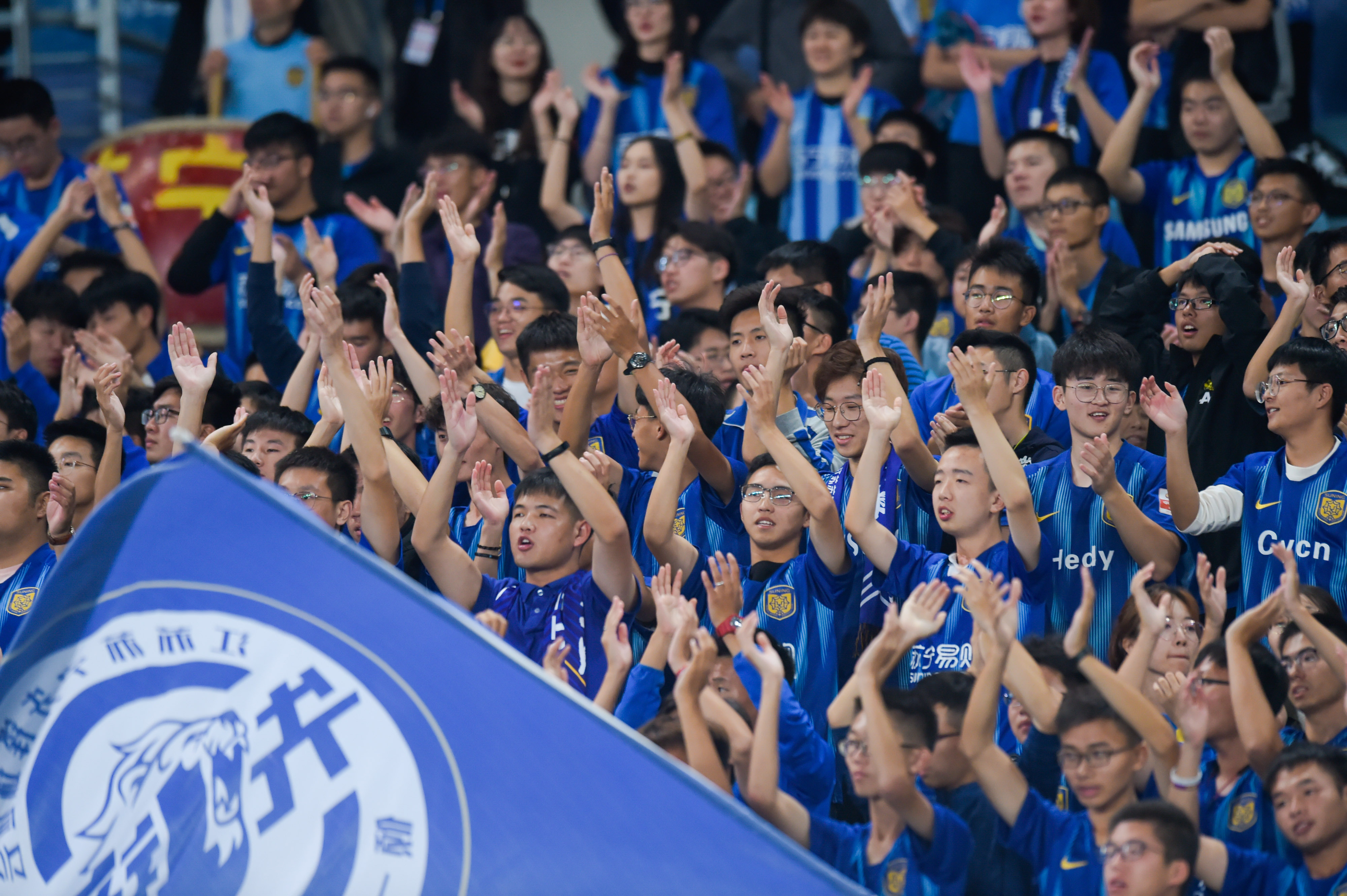 爱游戏娱乐-江苏苏宁主场战胜武汉卓尔，斩获胜利的简单介绍