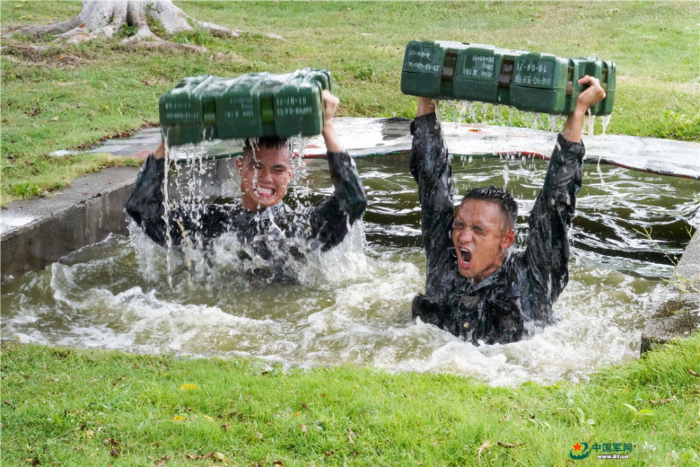 包含乐在其中！球员热血激昂挑战极限的词条