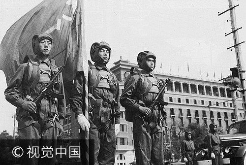 爱游戏官方-胜利大门洞开！门兴格拉德巴赫迎来胜利