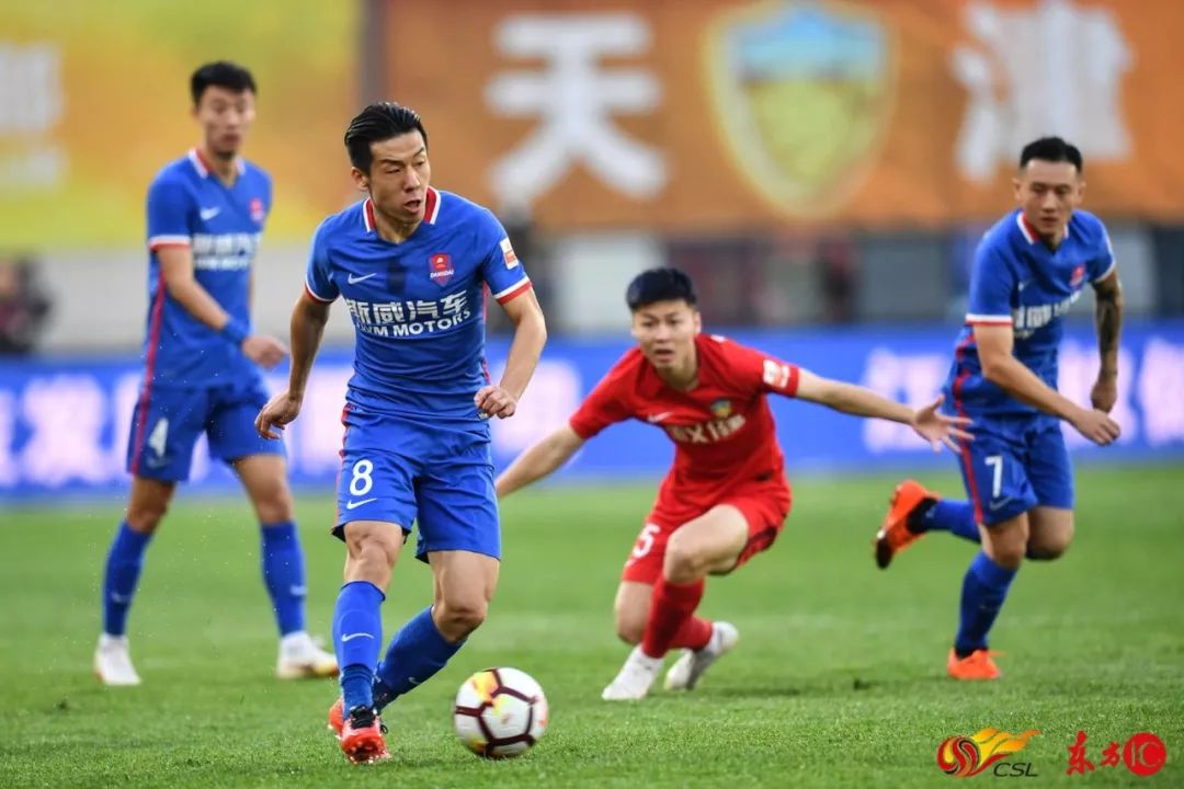 爱游戏在线-重庆斯威客场功亏一篑，连胜被终结
