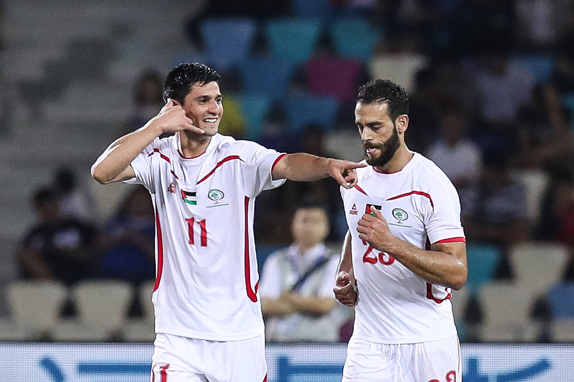 爱游戏APP-伊拉克球队迎来连胜，士气高涨