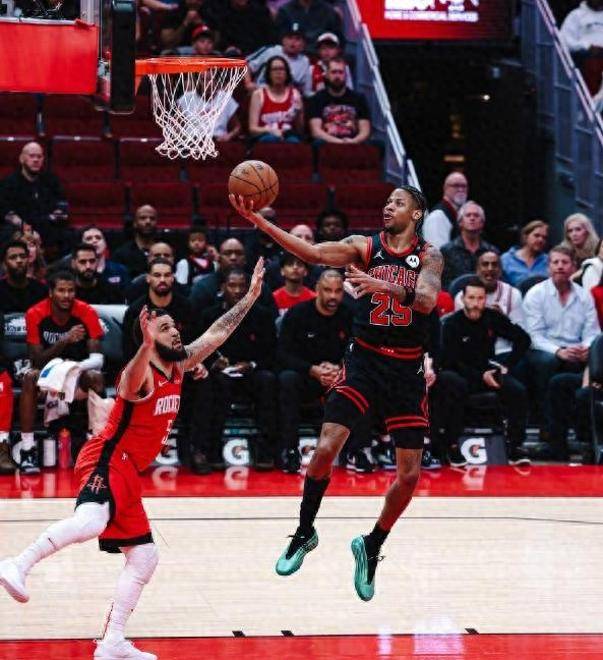 关于火箭险胜公牛,东部冠军之路依旧漫长!的信息 关于火箭险胜公牛,东部冠军之路依旧漫长!的信息