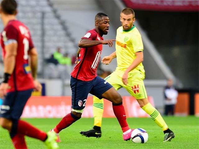 关于纷纷尘土扬起,一场豪门对阵即将上演的信息 关于纷纷尘土扬起,一场豪门对阵即将上演的信息