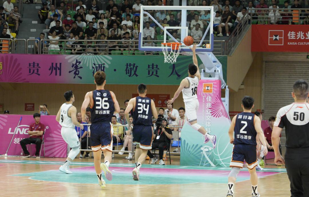 爱游戏官方入口-河北队大胜四川，实现连胜四场