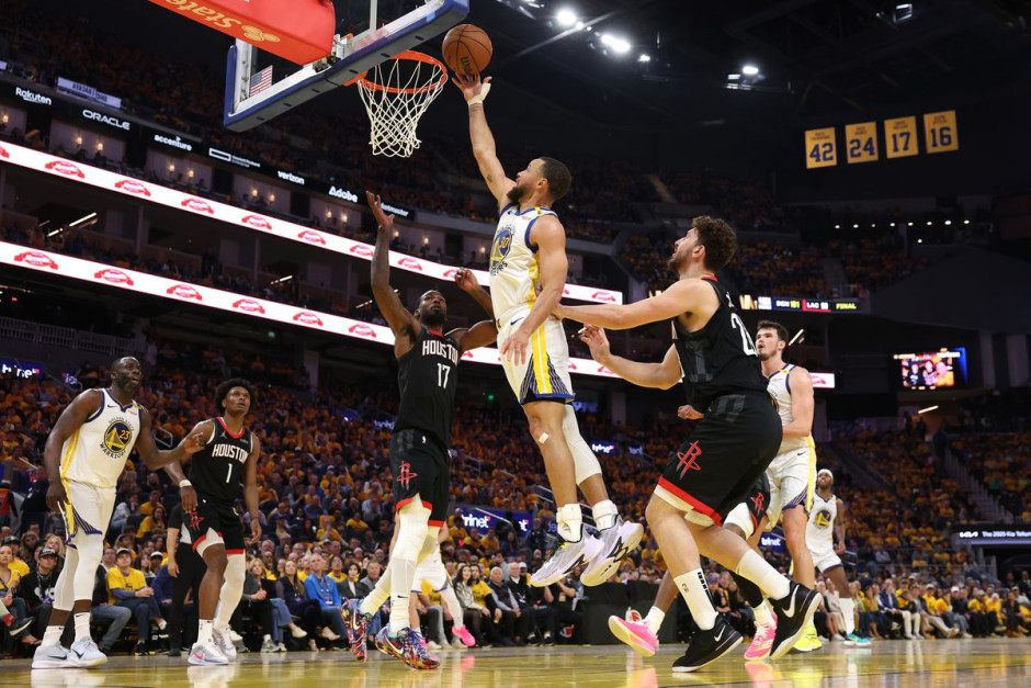 NBA焦点战:勇士vs法国队,逆转引发球迷沸腾的简单介绍 NBA焦点战:勇士vs法国队,逆转引发球迷沸腾的简单介绍