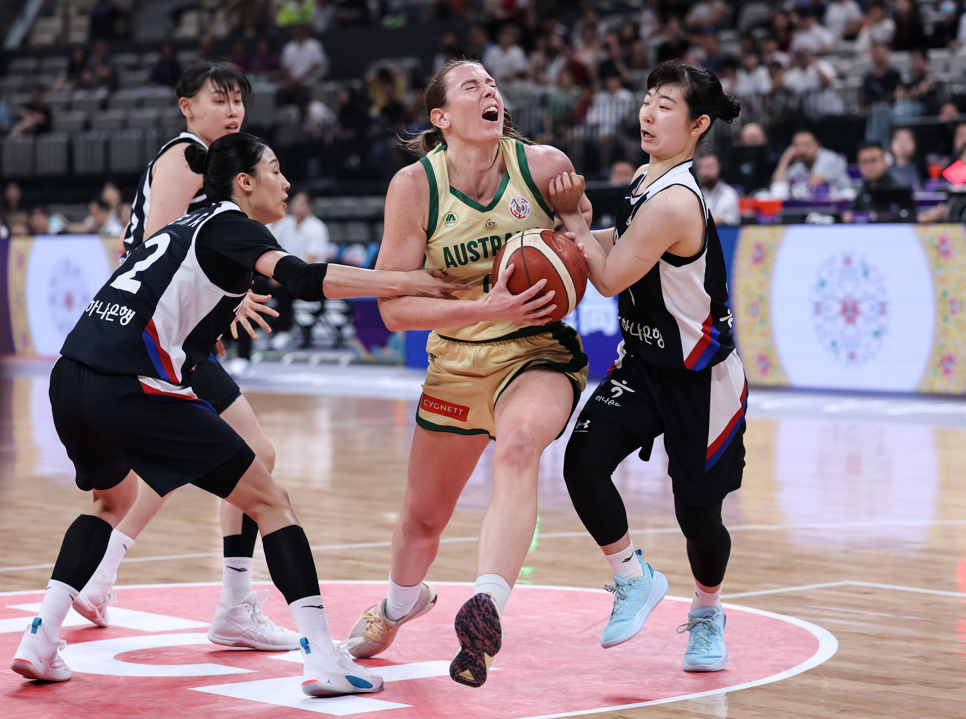 韩国击败澳大利亚,晋级女子篮球半决赛 韩国击败澳大利亚,晋级女子篮球半决赛