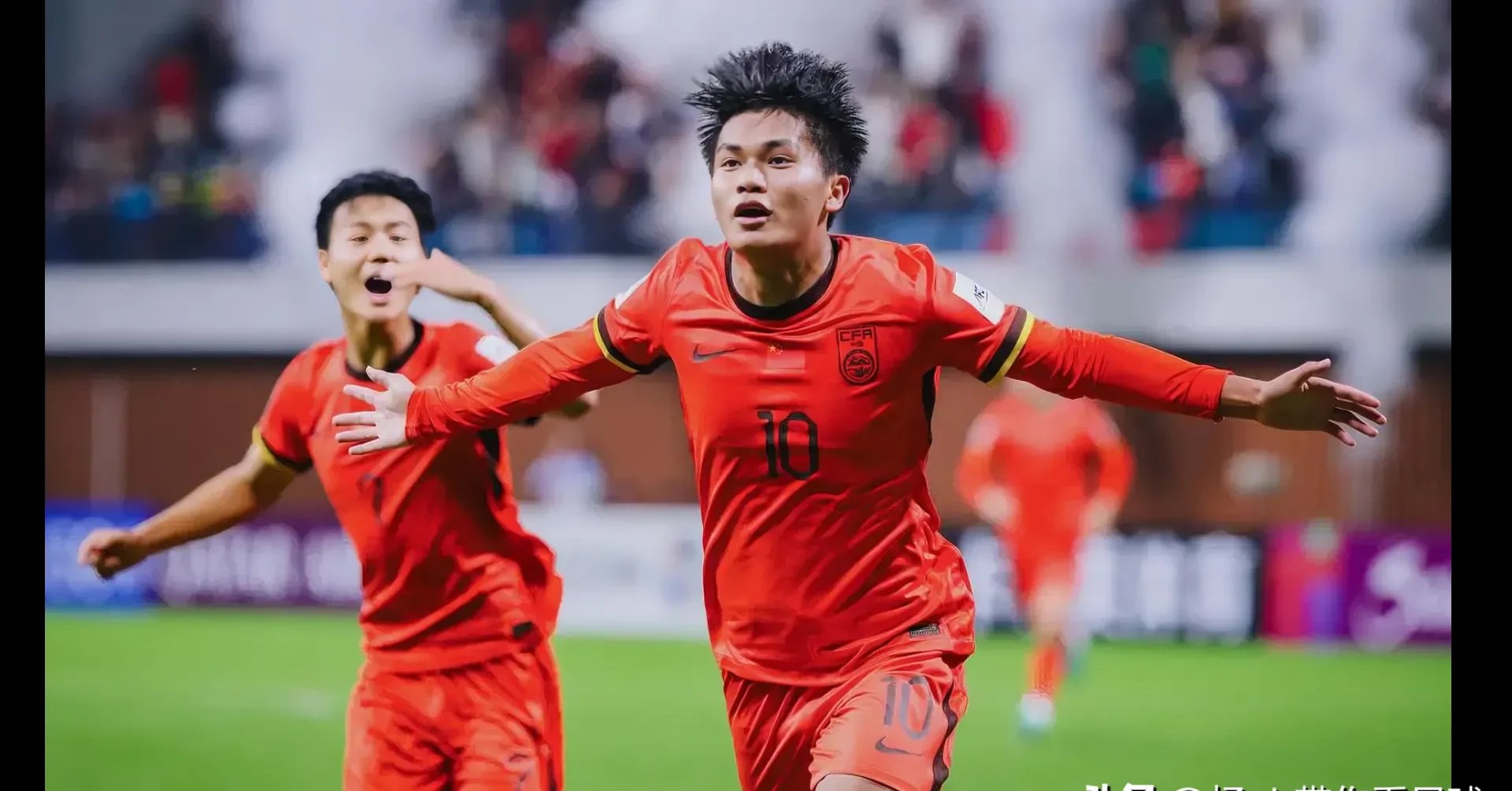 球员信心满满,强劲士气撑起比赛 球员信心满满,强劲士气撑起比赛