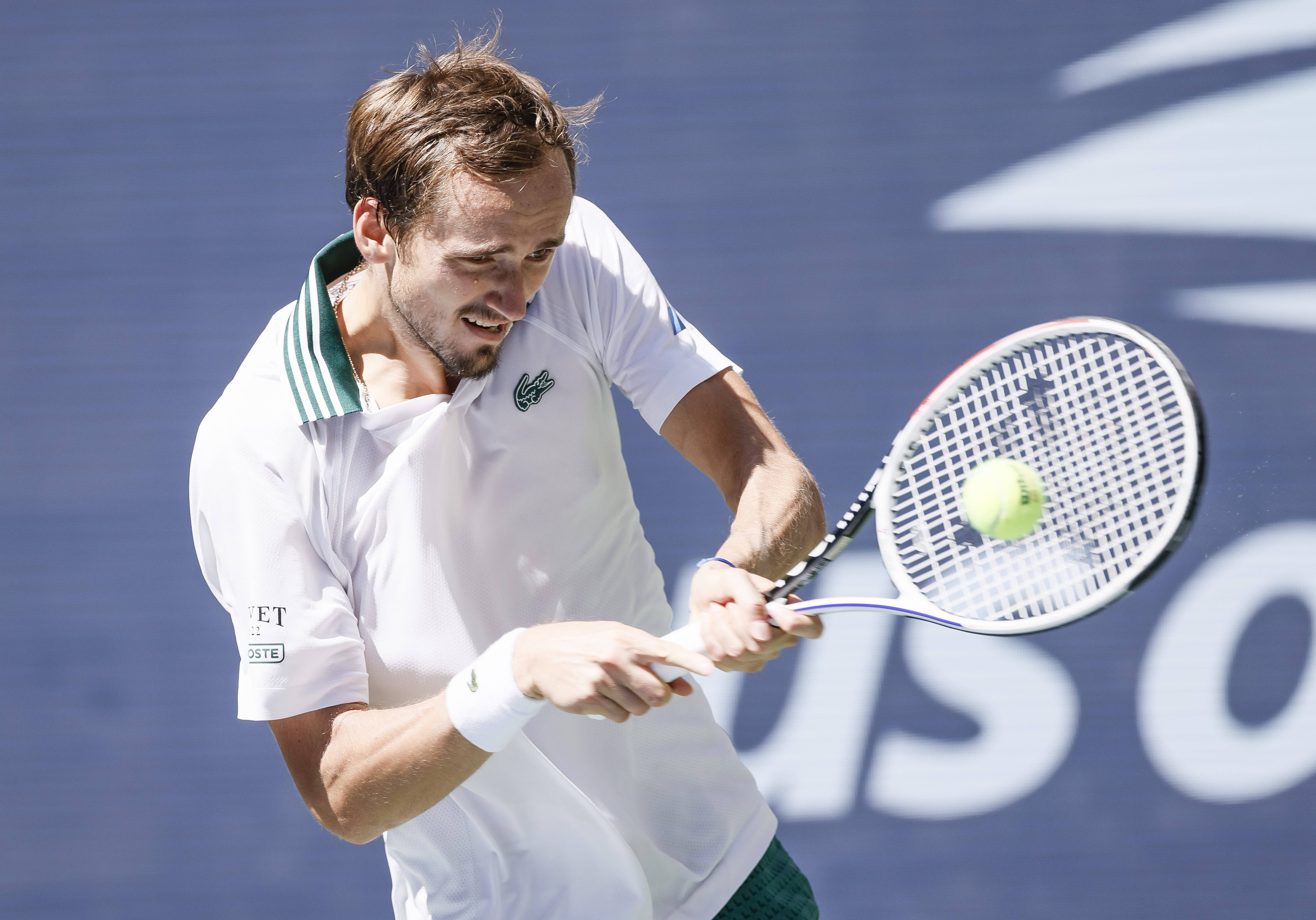 世界网球队强势美国网球队,梅德韦杰夫绝境逆转的简单介绍 世界网球队强势美国网球队,梅德韦杰夫绝境逆转的简单介绍